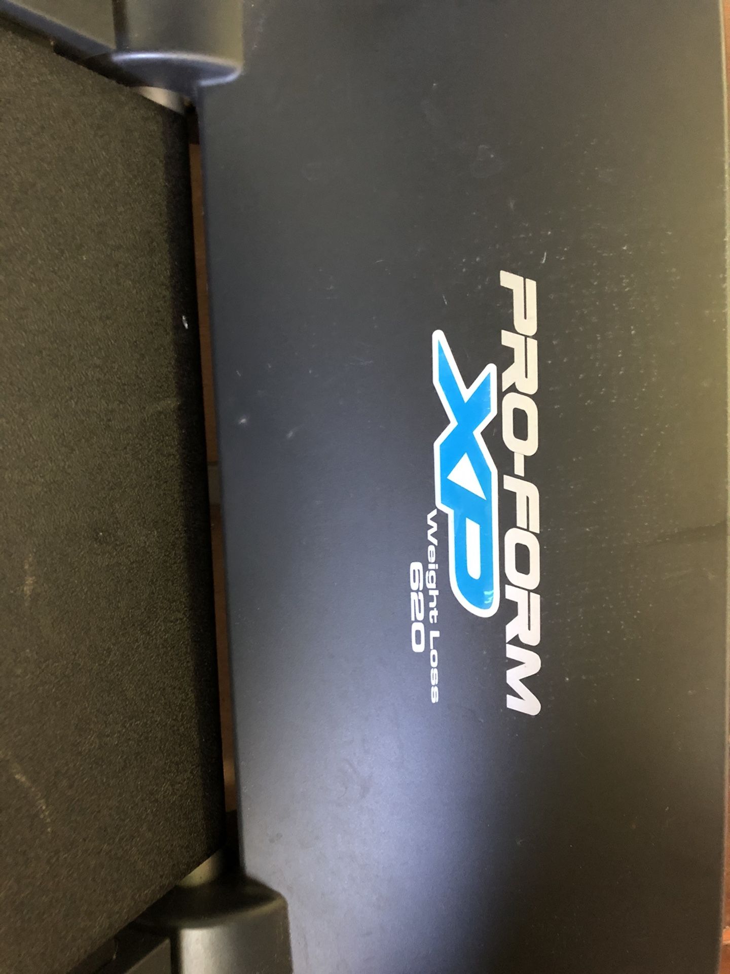 Proform XP Weight Loss 620 Treadmill Excellent Condition for Sale in