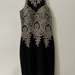 Beautiful Black And  Gold  Fancy Dress  Size  2