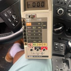 Fluke 8024b Multimeter Vintage 