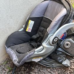 Baby Trend Car seat 