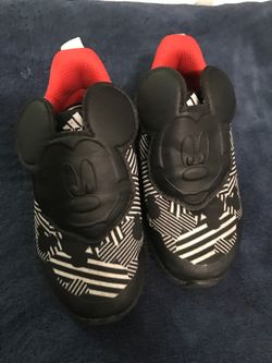 Addias mickey shoe
