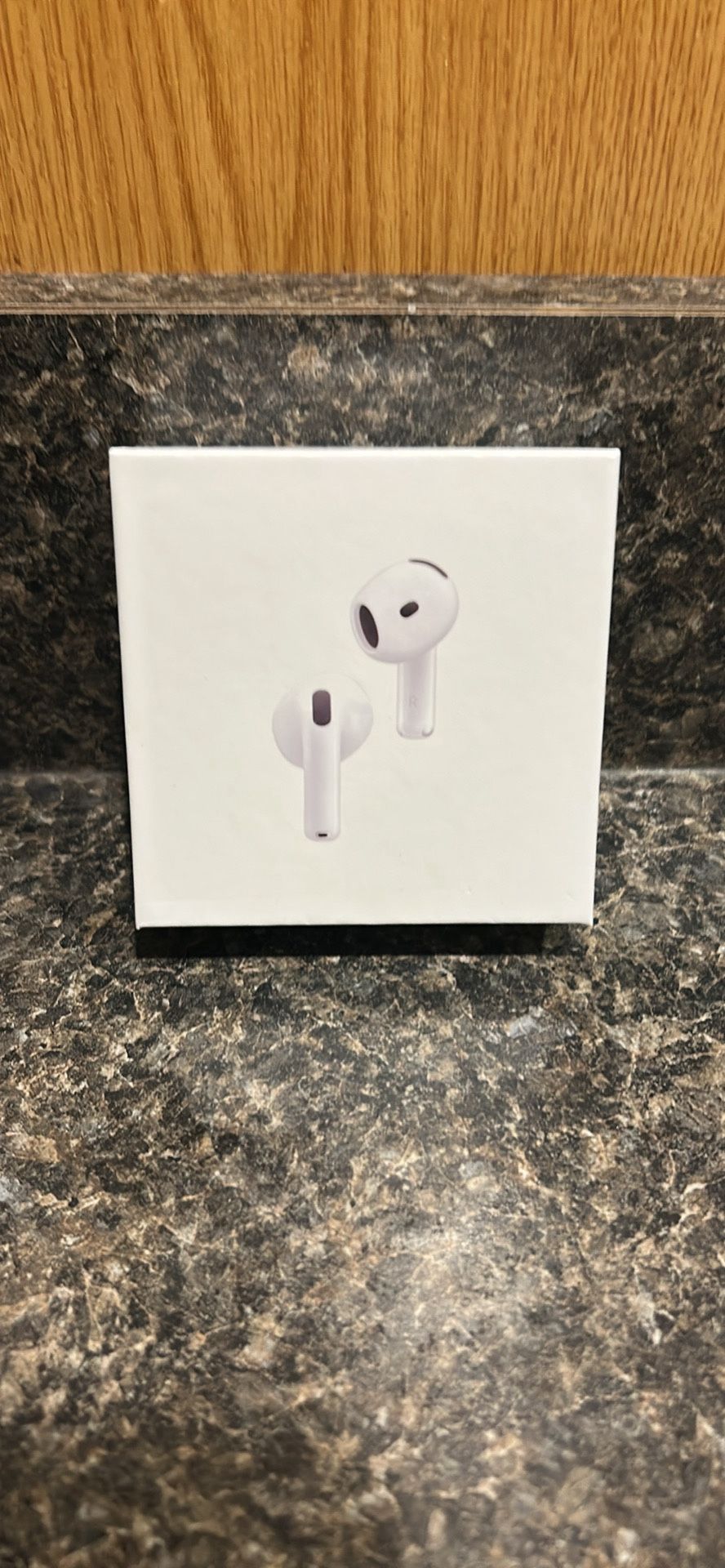 AirPod 4
