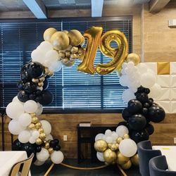 Arch Balloons - Decorations  - Happy Birthday 