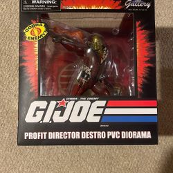 GI Joe Destro Diorama PVC 