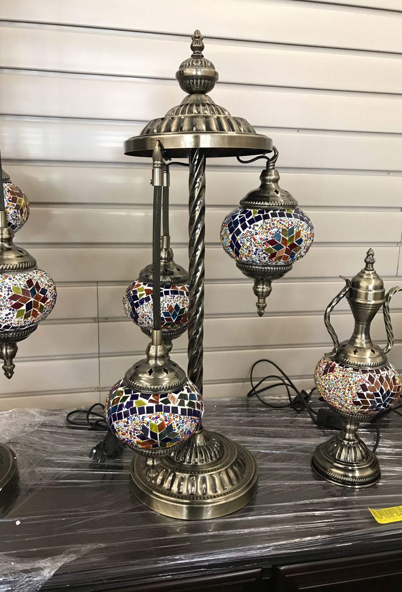 3 Globe Hand Made Table Lamp