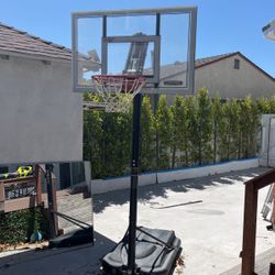 Basketball Hoop 