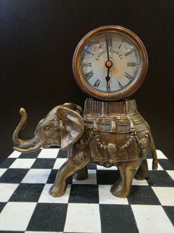 Vintage Colonial Clock Co. Brass Elephant Clock