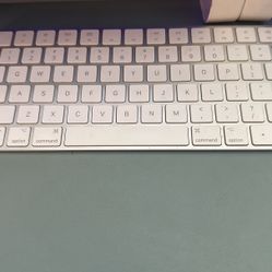 Magic Keyboard Like new 