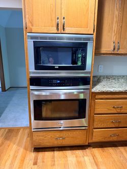 Kenmore Elite oven and microwave - built in
