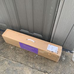 A Box of Mattress/Bed single set legs