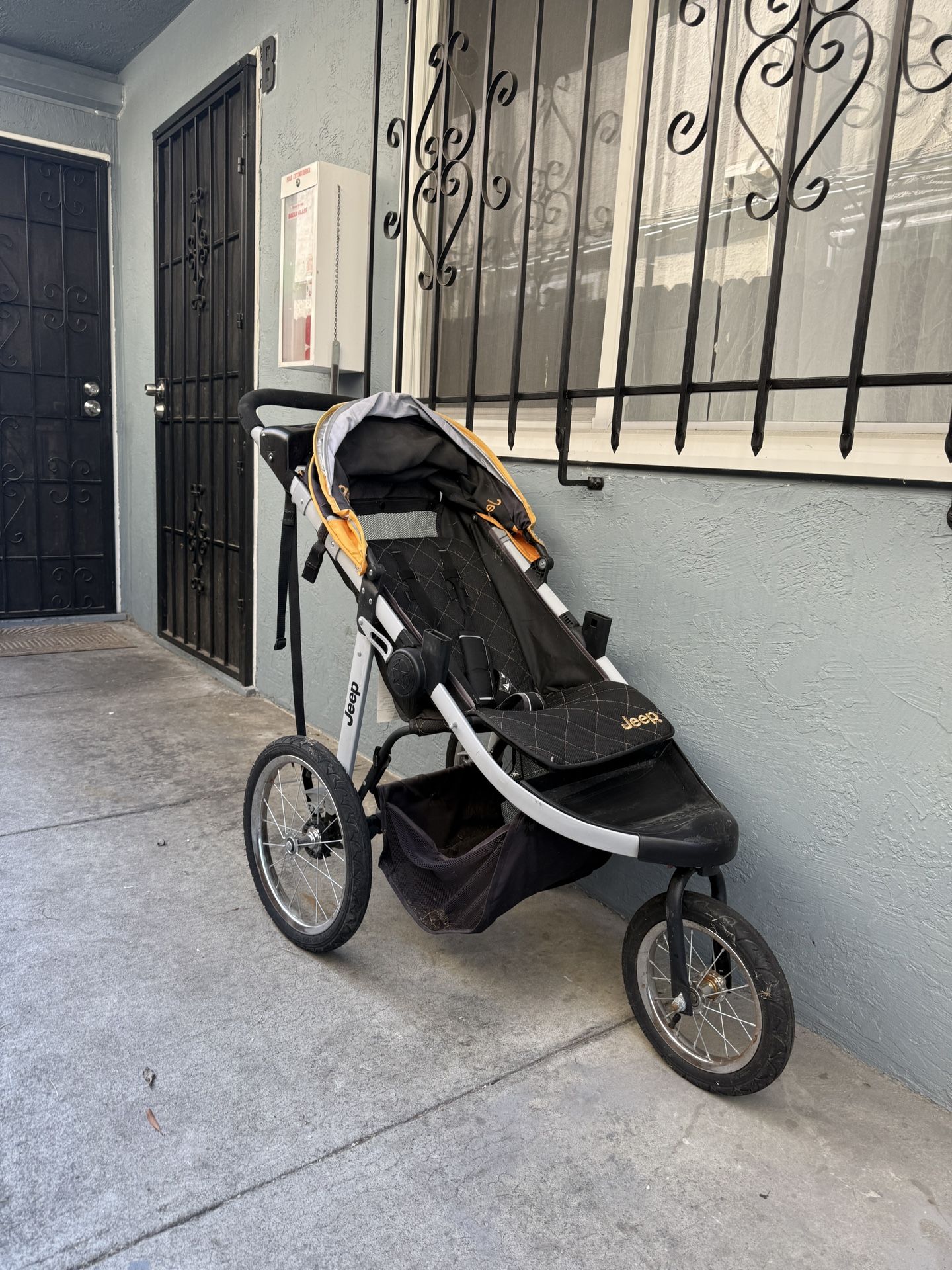 Jeep Unlimited Range Jogger/Stroller