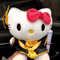 Hello Kitty Grad 