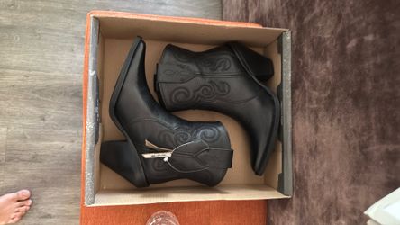 Dingo leather boots