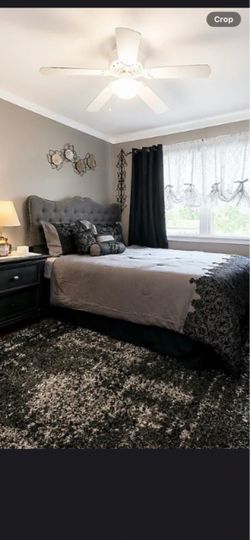 Queen size. Reclining memory foam bed with remote and head board very comfortable bed