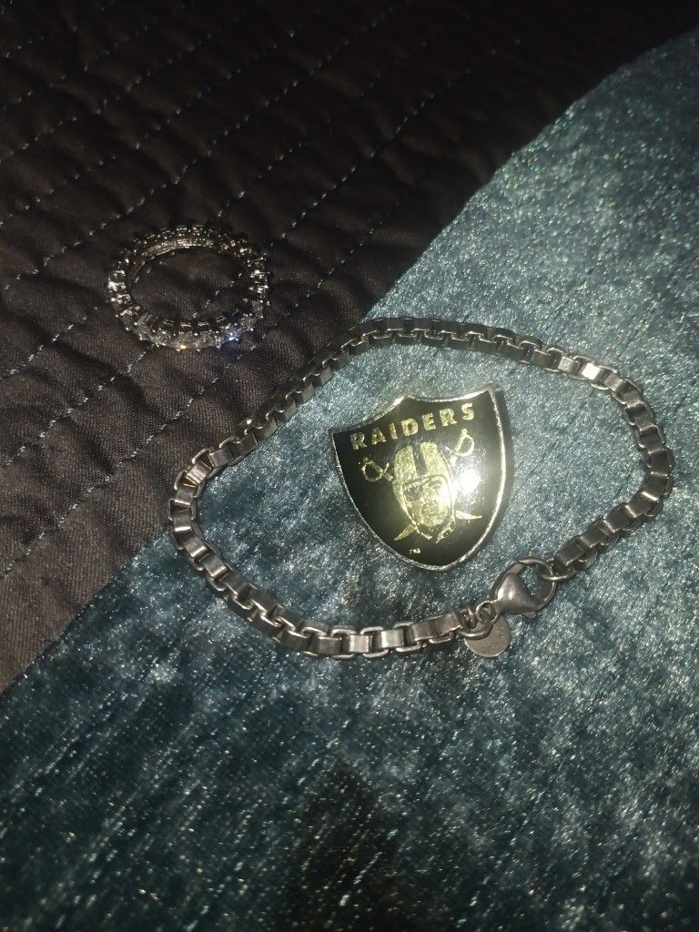 Silver Ankle Braclet Ring Raiders
