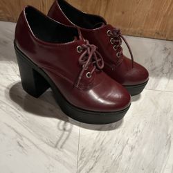 Women’s Size 8 1/2 Allegra X Burgundy Platforms