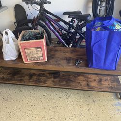 TV Table In Grt Condition 