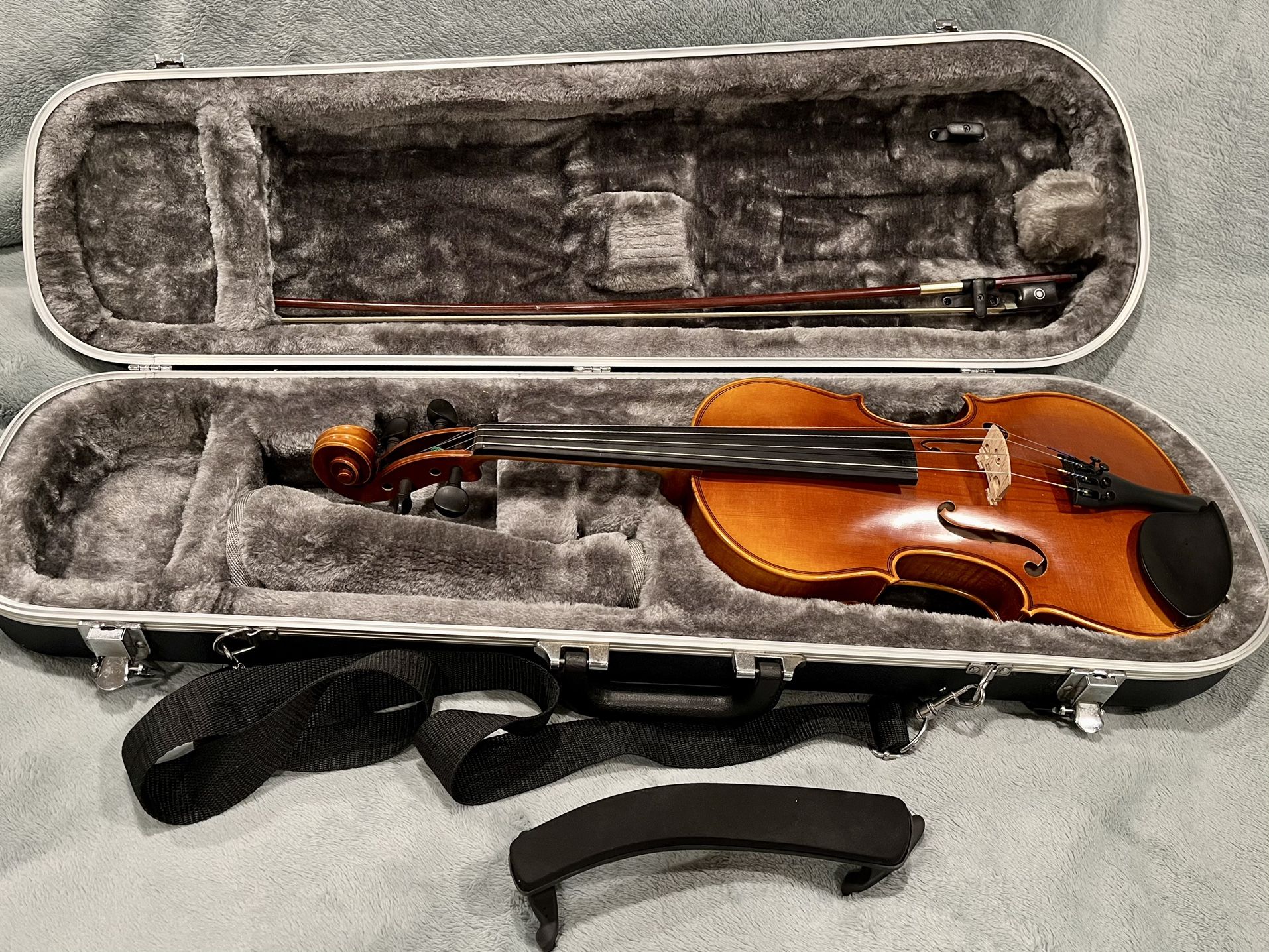 Yamaha V7G Violin