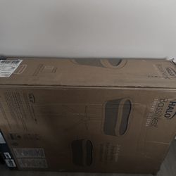 Bassinest Swivel Sleeper 3.0 + Mattress UNOPENED