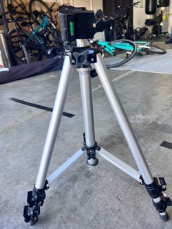 Photography tripod