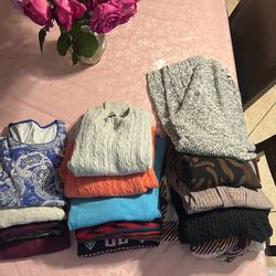 15) Woman Winter Clothes/Sweaters / Tunics