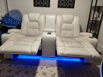 White recliner couch