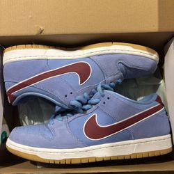 Nike Dunk Low Phillies
