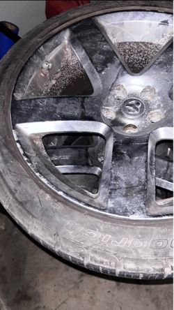 SRT Rims ( Dodge Magnum srt8 )