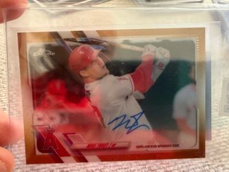2021 Topps chrome Mike trout all star auto gold /50 parallel, not Ohtani, judge, mantle, jordan RC