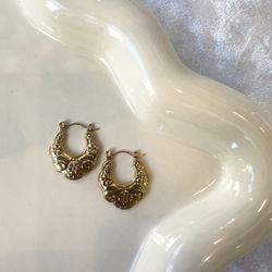 Gold Textured Hoop Earrings – Vintage-Inspired Boho Style