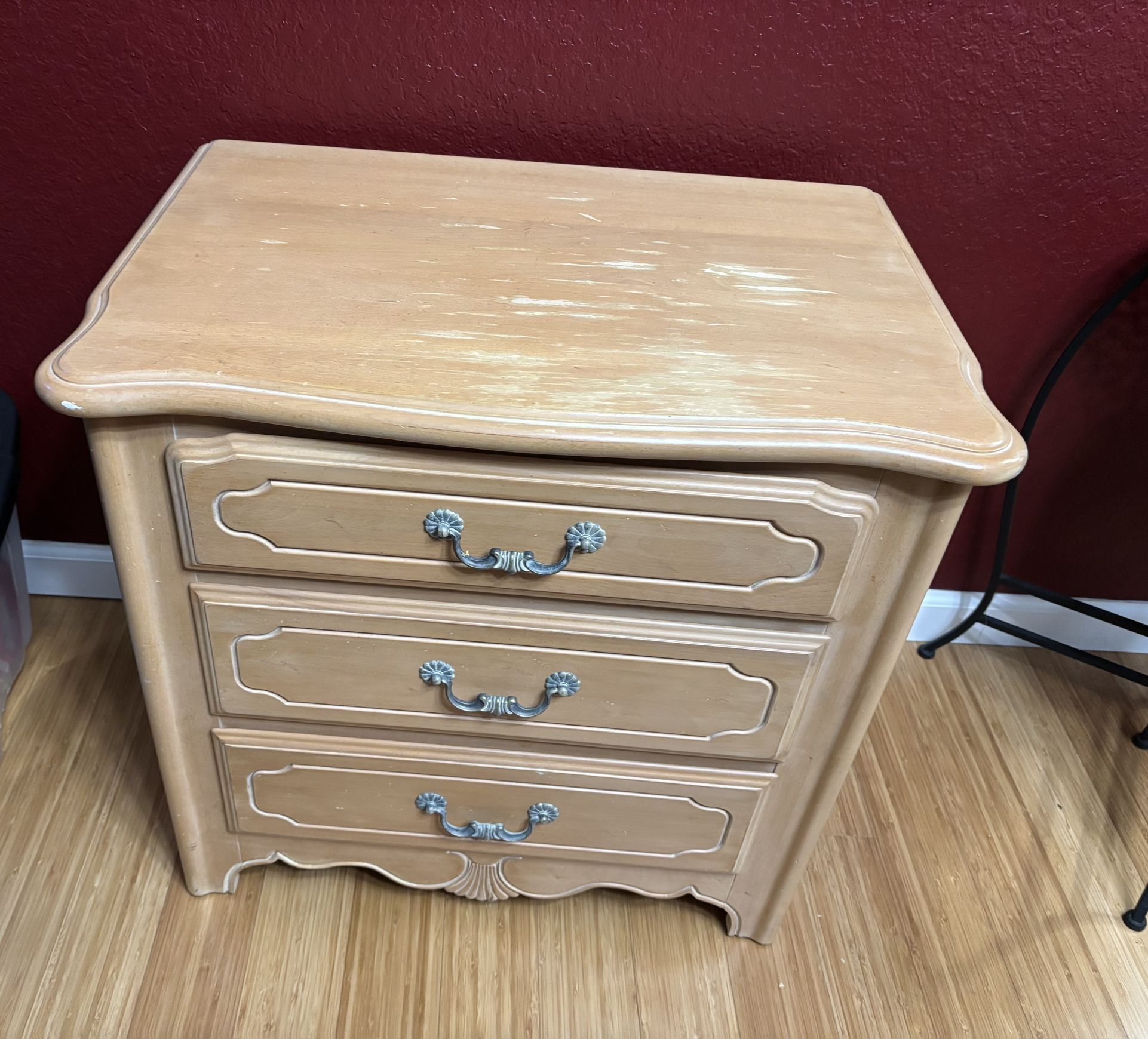 Ethan Allen Solid Maple 3 Draw Nightstand 