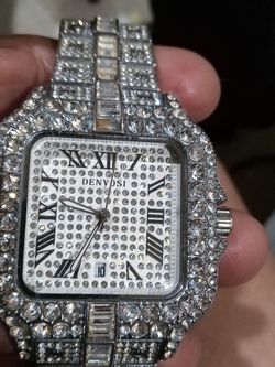 Devosi iced watch