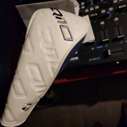 QI10 Max 3 Wood