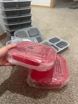 Plastic Lunch Containers with Lids
