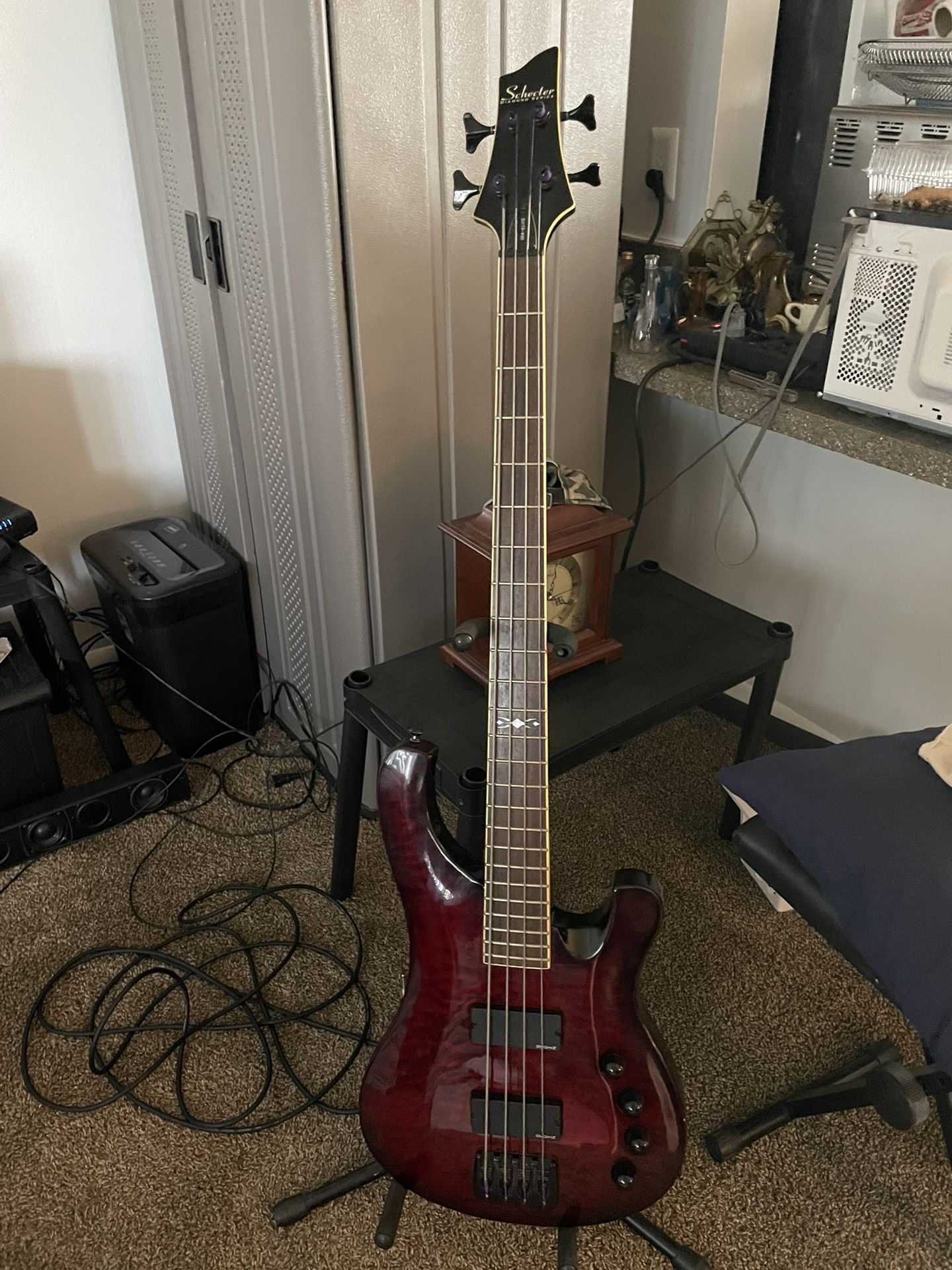 Schecter Bass Diamond Series 004-elite Bass