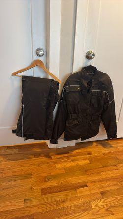 BiLT Women’s Small Motorcycle Jacket and Pants