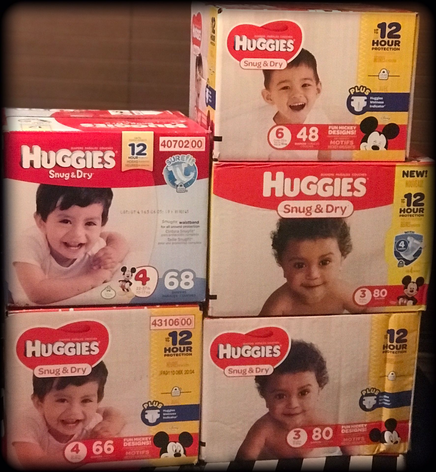 Huggies Diapers 🌺sizes 4 , 3, and 6