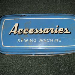 Vintage Accessories Sewing Machine Tin