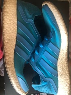 Adidas Boost Sz 9