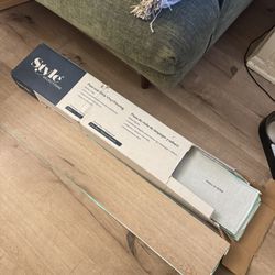 Barley Oak Vinyl Plank • Peel-and-Stick