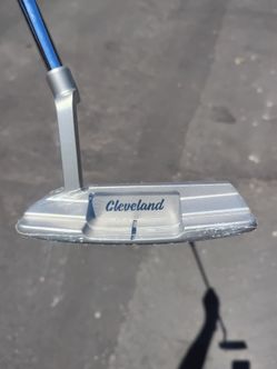 New In Plastic Cleveland HB Soft2  #1 Putter! Golf Clubs! $200 In Stores!