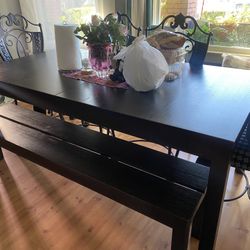 Ikea Bjursta Extendable Table