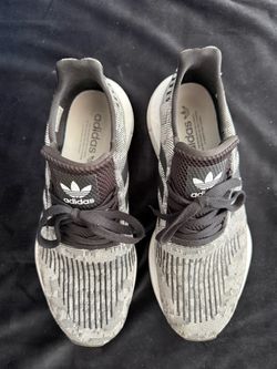 adidas Swift Run