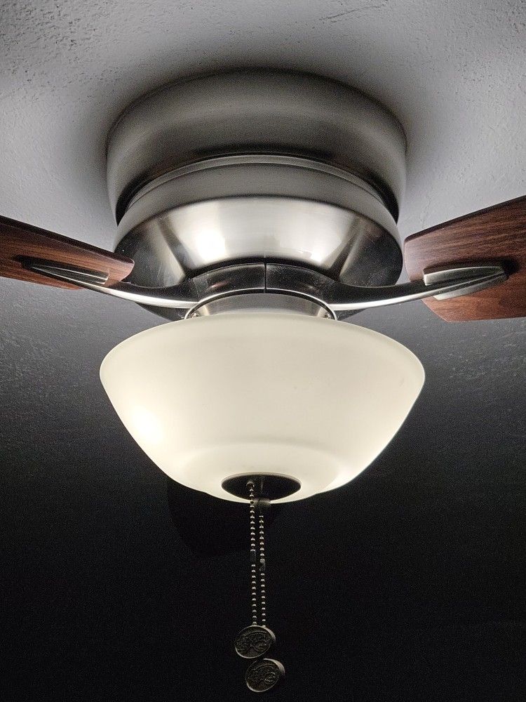 Elegant ceiling fan