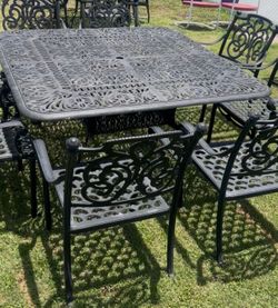 Cast Iron Patio set 8 chairs