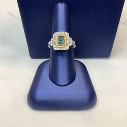 Ladies Ring With Princess Cut Diamond