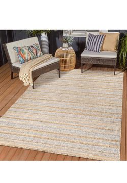8/10 outdoor indoor beige blue rug