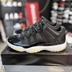 Jordan 11 low “72-10” size 10.5