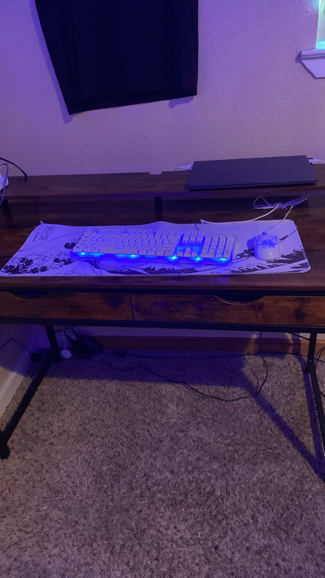 Desk (does Not Come With Accessories)