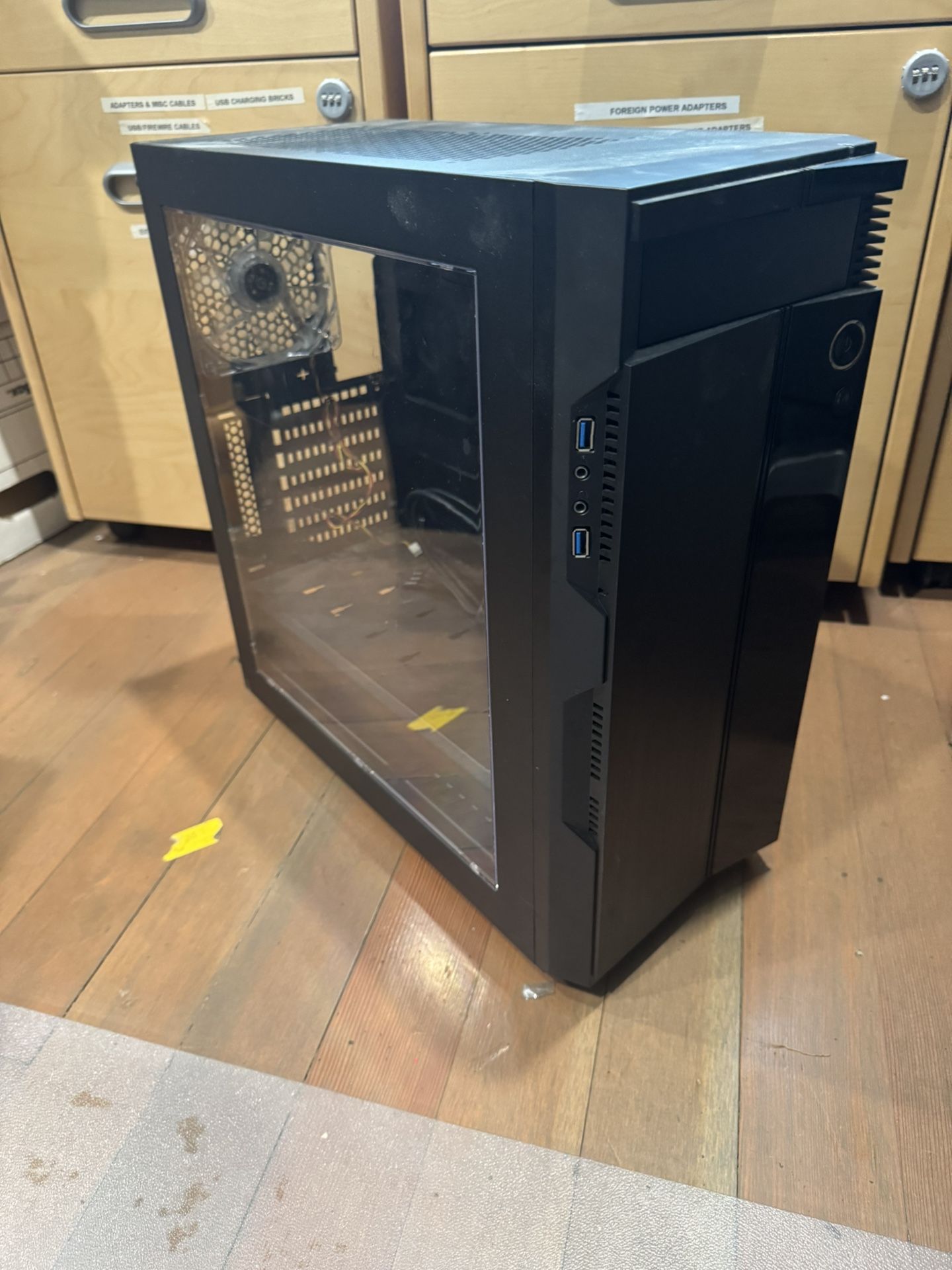 APEX 21N-01 Mid Tower ATX Computer Case